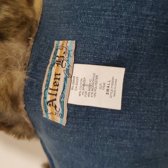 Allen B. Flash $109 - Picture 8 of 10